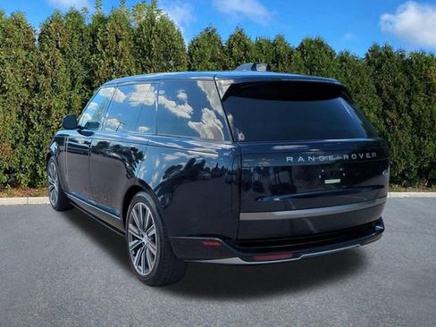 Used 2023 Land Rover Range Rover Long Wheelbase SE AWD/4WD image 6