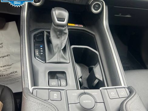 Used 2024 Toyota Grand Highlander AWD Hybrid image 25