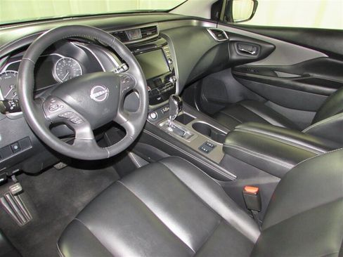 Used 2023 Nissan Murano SV image 19