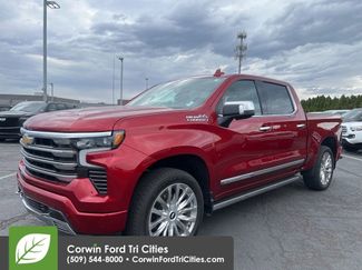 Used 2023 Chevrolet Silverado 1500 High Country AWD/4WD video 3