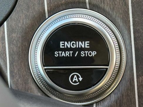 Certified 2025 Mercedes-Benz E 350 4MATIC Sedan image 30