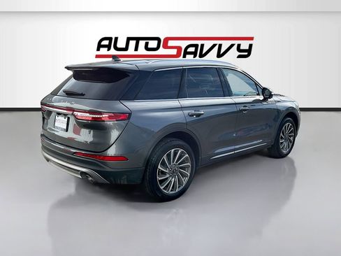 Used 2023 Lincoln Corsair Reserve w/ Equipment Group 202A image 7