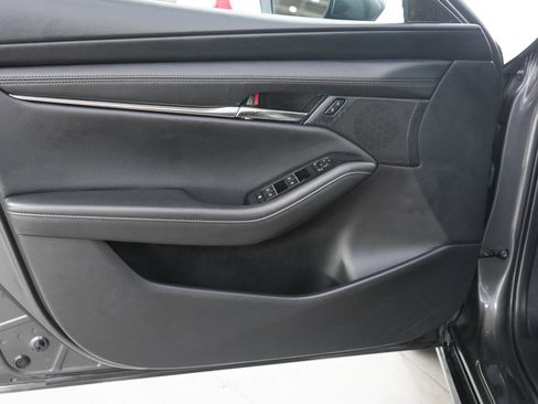 Used 2025 MAZDA MAZDA3 s FWD image 17