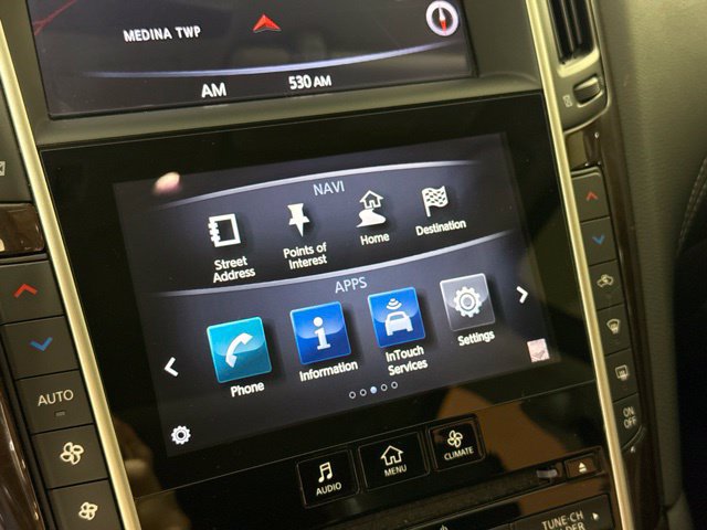 Used 2018 INFINITI Q50 Luxe w/ Essential Package (3.0T Luxe) AWD/4WD image 22