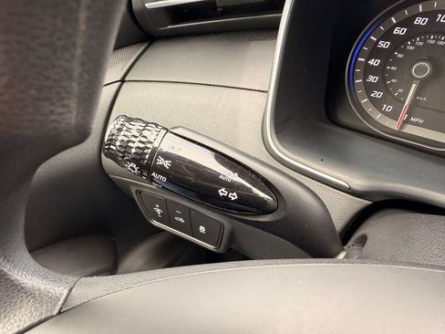 Used 2024 Hyundai Santa Cruz SEL AWD/4WD image 19