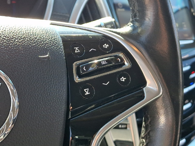 Used 2015 Cadillac SRX FWD image 7