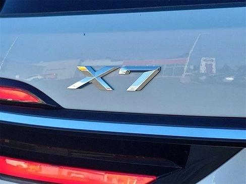 Used 2024 BMW X7 xDrive40i w/ Premium Package image 23