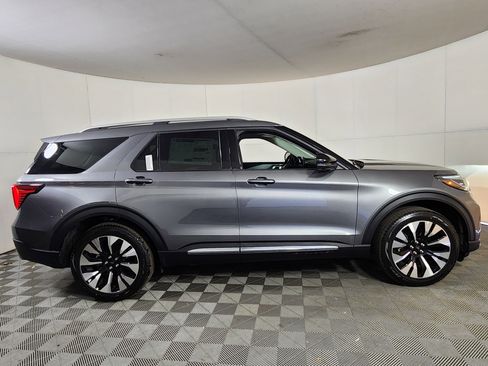 New 2026 Ford Explorer Platinum w/ LUX Leather Package AWD/4WD image 8