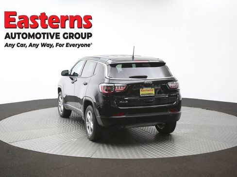 Used 2023 Jeep Compass Sport AWD/4WD image 37