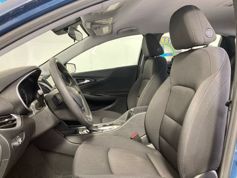 Used 2024 Chevrolet Malibu LT FWD image 11