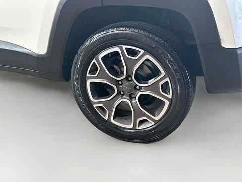 Used 2015 Jeep Renegade Limited w/ Safety & Security Group I AWD/4WD image 7