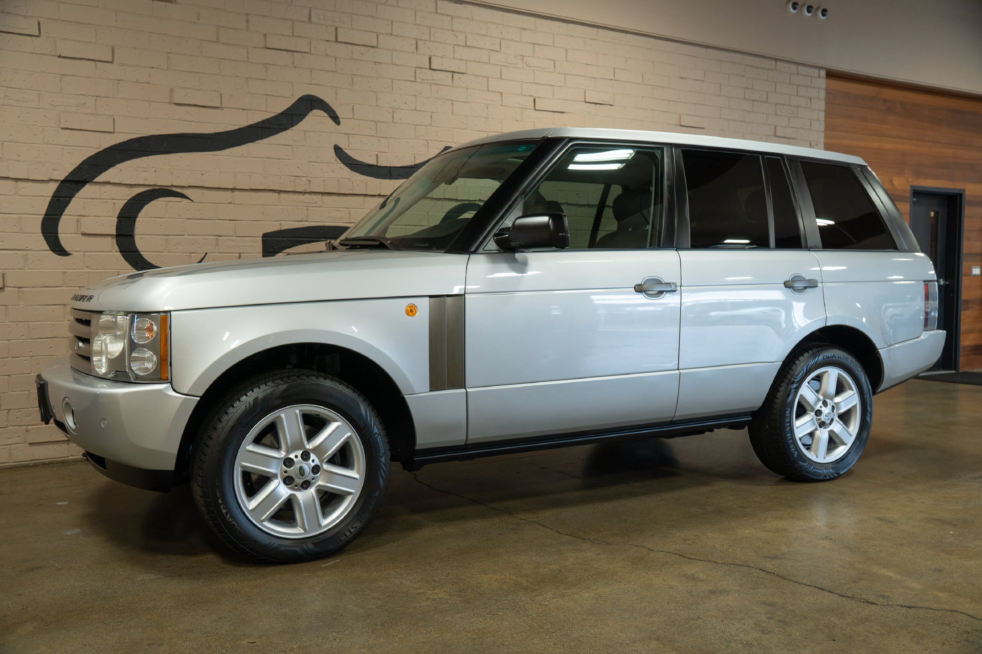 Used 2003 Land Rover Range Rover HSE AWD/4WD image 9