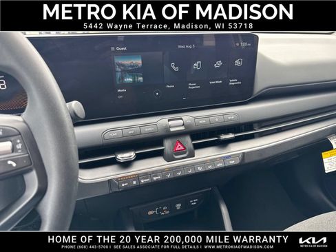 Used 2025 Kia K4 FWD image 22
