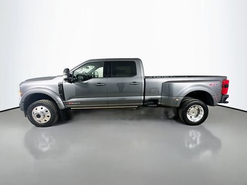 New 2026 Ford F450 Platinum w/ FX4 Off-Road Package image 4