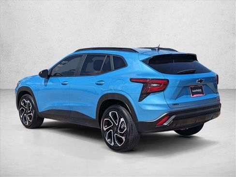 New 2025 Chevrolet Trax RS w/ Driver Confidence Package image 10