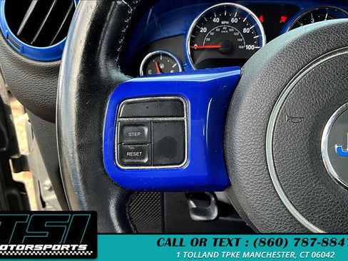 Used 2018 Jeep Wrangler Unlimited Sahara AWD/4WD image 18
