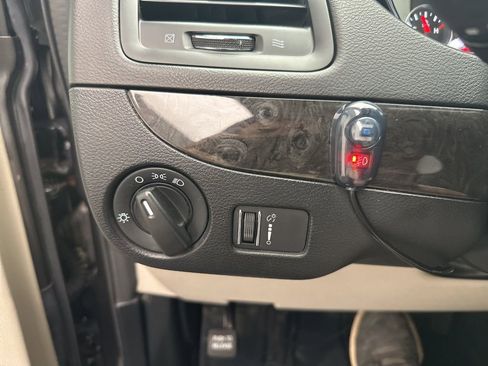 Used 2019 Dodge Grand Caravan SE w/ UConnect Hands-Free Group FWD image 21