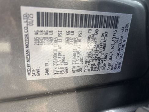 Used 2025 Nissan Rogue SV image 31