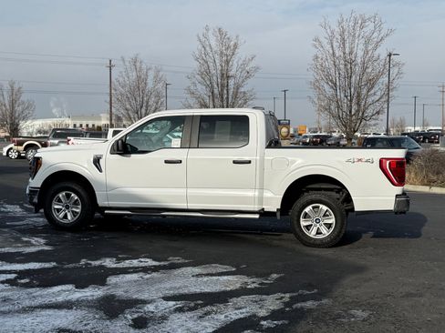 Used 2023 Ford F150 XLT w/ Trailer Tow Package image 10