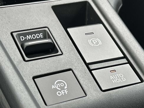 New 2026 Nissan Sentra SV w/ SV Convenience Package FWD image 30