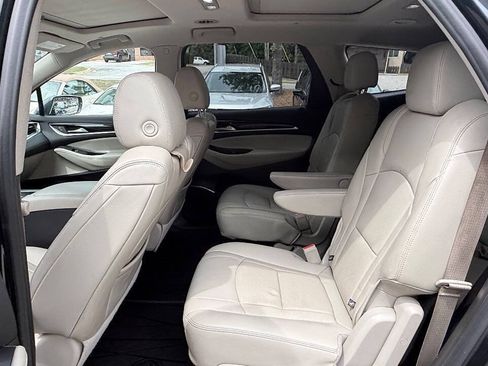 Used 2019 Buick Enclave Essence FWD image 51