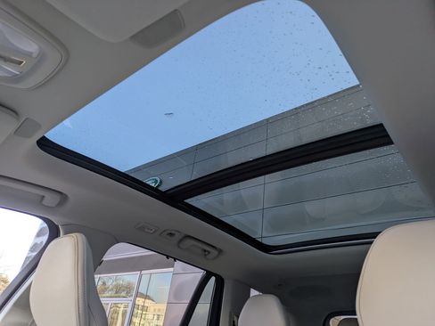 New 2026 Volvo XC90 T8 Ultra w/ Protection Package Premier image 14