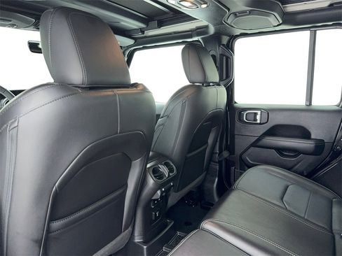 Used 2023 Jeep Wrangler Unlimited Sahara w/ Cold Weather Group image 45