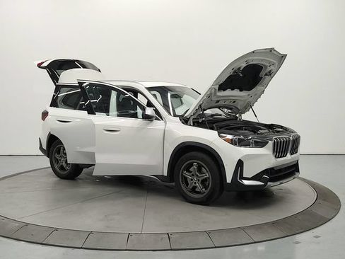 Used 2024 BMW X1 xDrive28i w/ Convenience Package AWD/4WD image 10