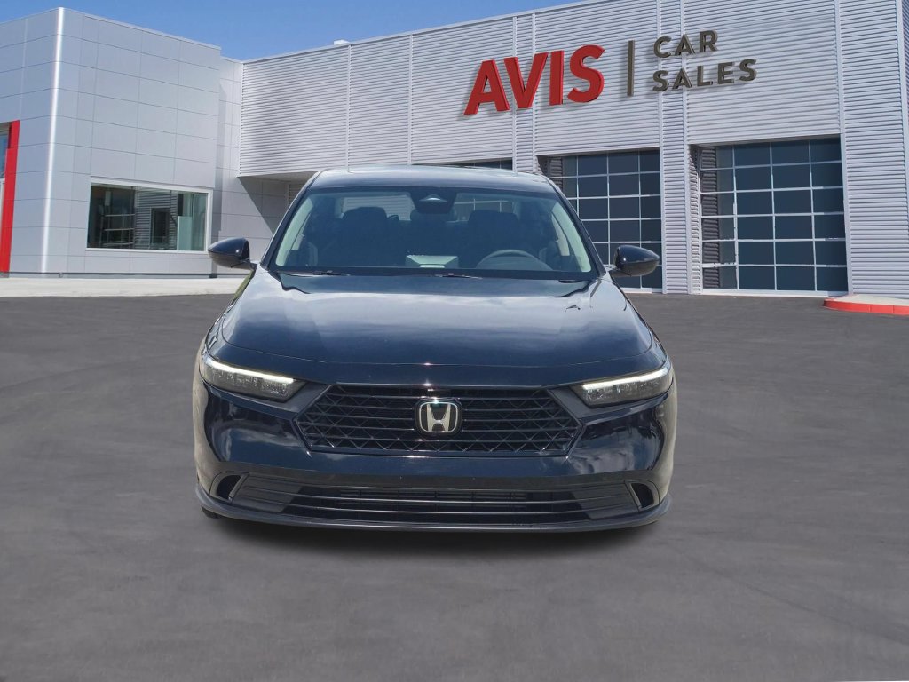 Used 2025 Honda Accord SE image 2