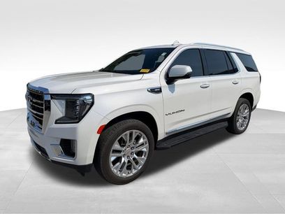 Used 2021 GMC Yukon SLT w/ SLT Luxury Plus Package