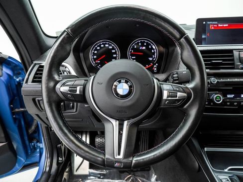 Used 2018 BMW M2 RWD image 21