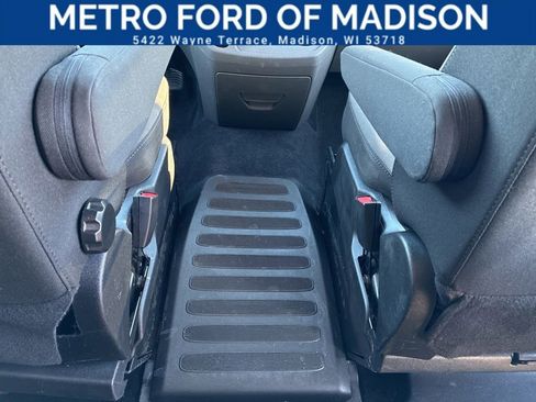 Used 2024 Ford Transit 350 XLT image 13