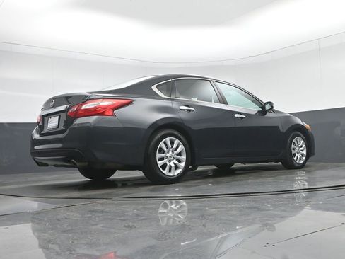 Used 2017 Nissan Altima 2.5 S w/ Power Driver Seat Package image 50