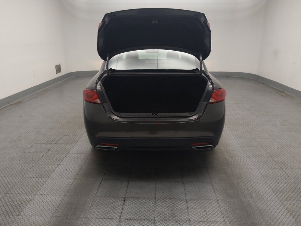 Used 2016 Chrysler 200 S w/ Navigation & Sound Group I FWD image 29