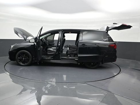 Used 2024 Honda Odyssey Sport image 34