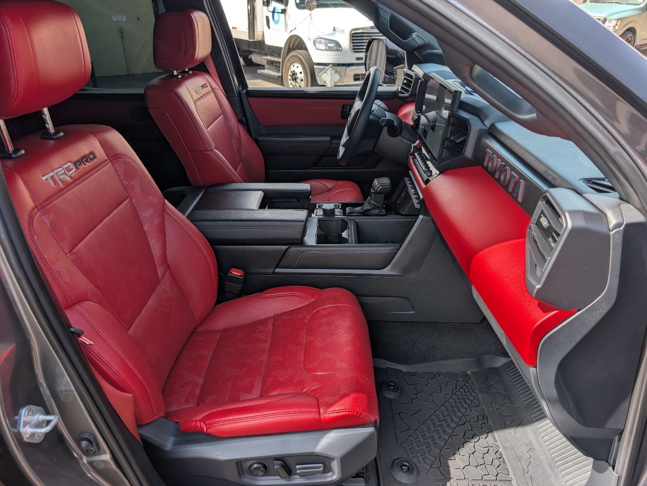 Used 2024 Toyota Tundra TRD Pro AWD/4WD image 8