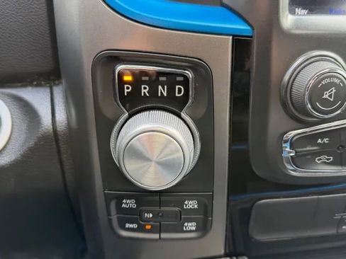 Used 2018 RAM 1500 Sport w/ Hydro Blue Sport Package AWD/4WD image 11