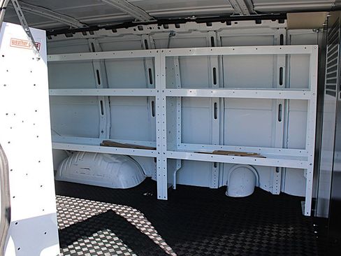 Used 2024 GMC Savana 2500 w/ Driver Convenience Package image 12