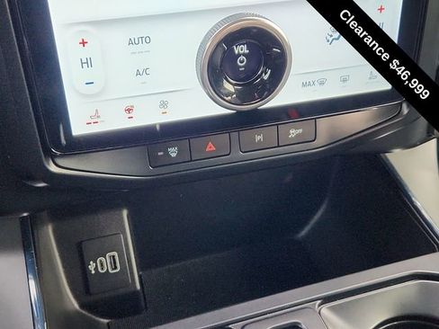 Used 2025 Ford F150 Lightning Flash image 41