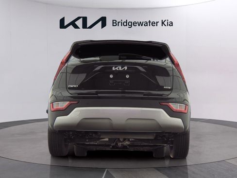 Certified 2025 Kia Niro EX w/ EX Cold Weather Package FWD image 6