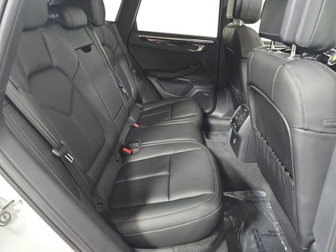 New 2026 Porsche Macan image 26