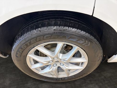 Used 2020 Volvo XC60 T5 Momentum AWD/4WD image 39