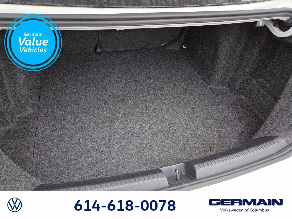 Used 2015 Volkswagen Jetta Sport FWD image 19