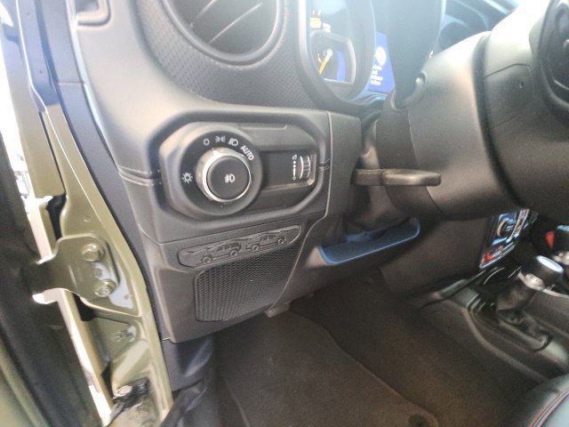 Certified 2026 Jeep Wrangler Unlimited Rubicon AWD/4WD image 25