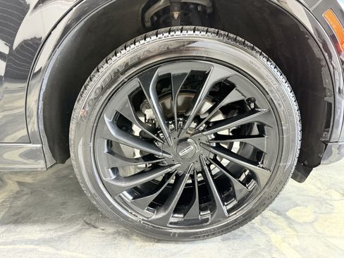 Used 2025 Lincoln Aviator Reserve w/ Jet Appearance Package AWD/4WD image 36