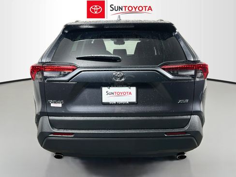 Used 2025 Toyota RAV4 XLE w/ Convenience Package FWD image 5