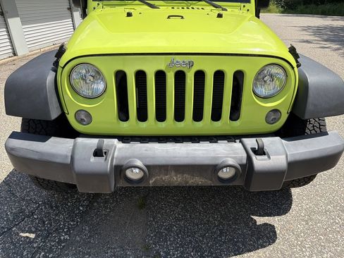 Used 2017 Jeep Wrangler Unlimited Sport w/ Quick Order Package 24S AWD/4WD image 8