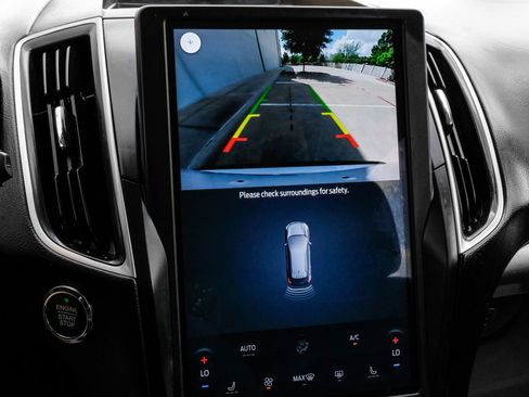 Used 2024 Ford Edge SEL image 32