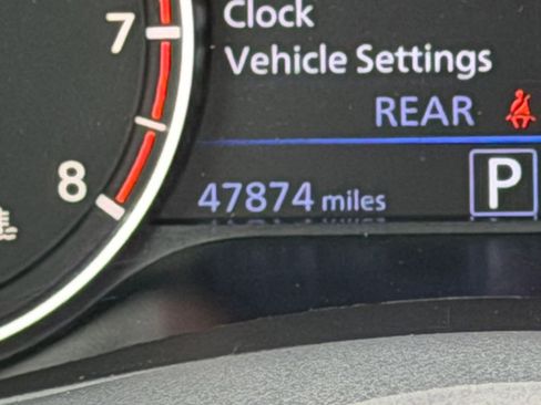 Used 2024 Nissan Altima 2.5 SV AWD/4WD image 19