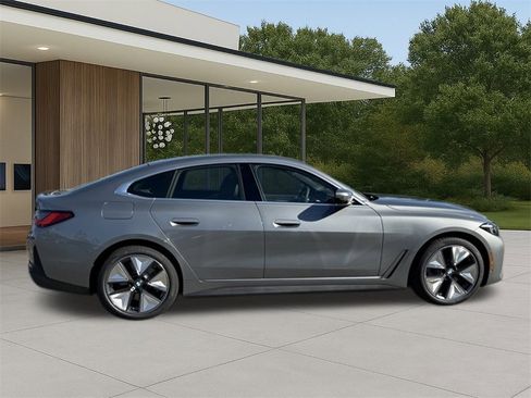 New 2026 BMW i4 eDrive40 w/ Premium Package image 7
